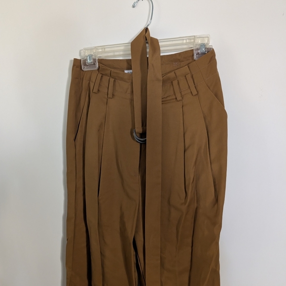 Elizabeth and James Camel Two-Piece Pantsuit - Picture 6 of 8